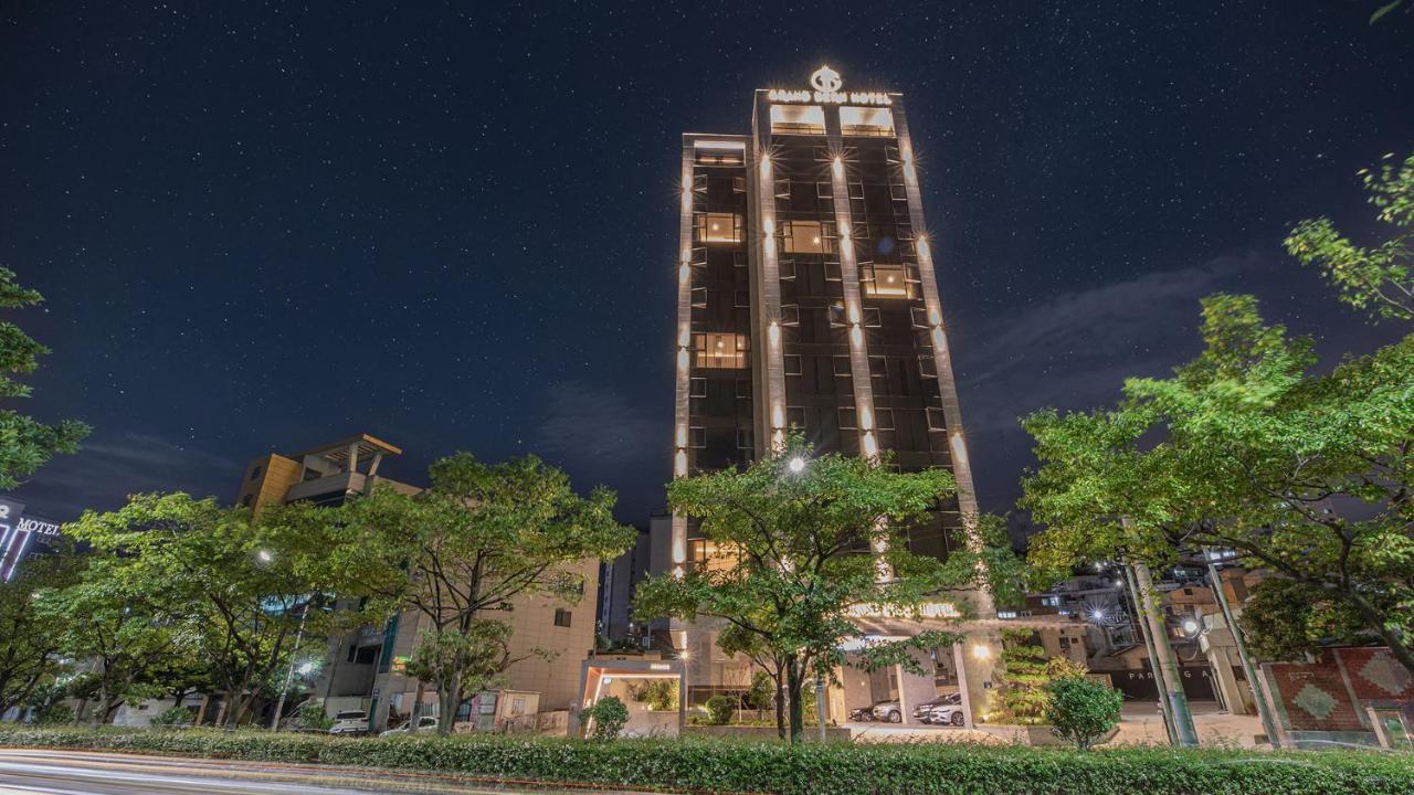 Yeongdo Grandbern Hotel Busan Esterno foto