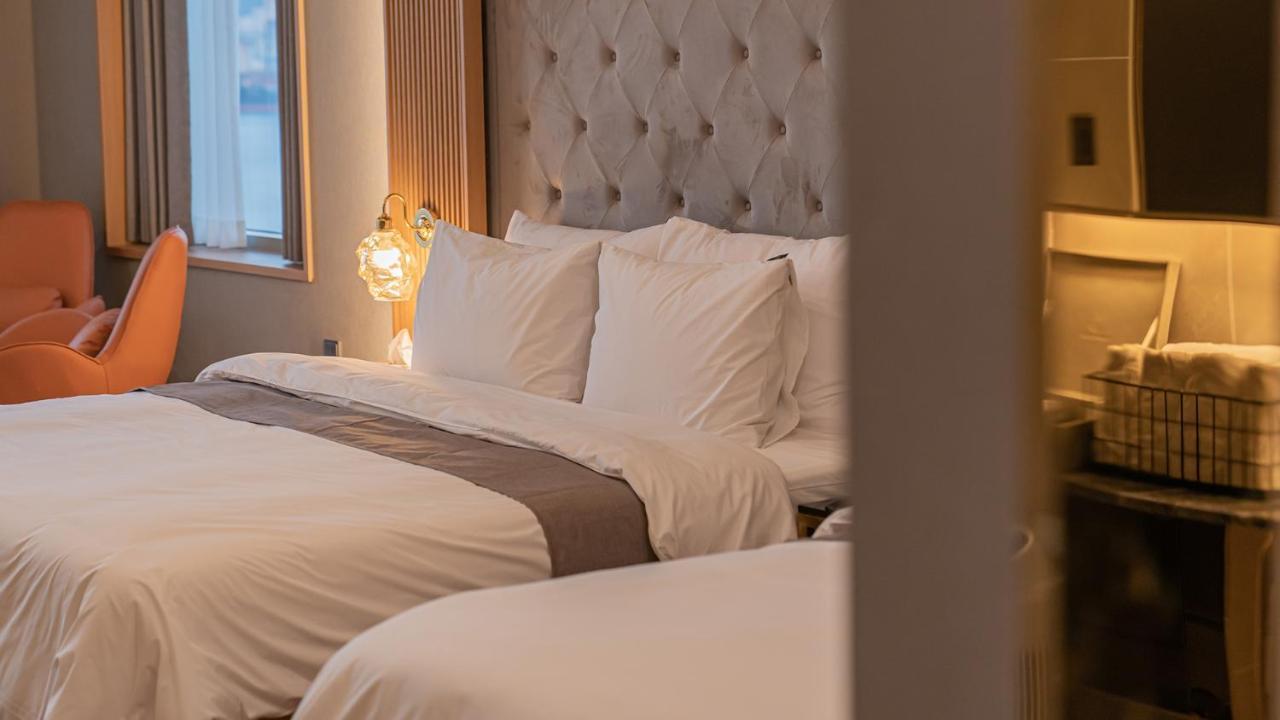 Yeongdo Grandbern Hotel Busan Esterno foto